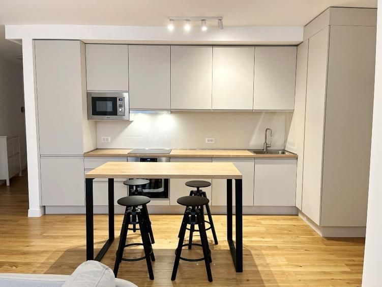 Apartament spatios 2 camere Carmen Sylva Residence cu loc de parcare - Poză 4