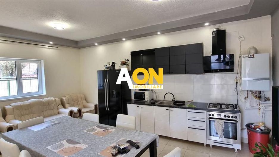 Casa individuala 7 camere Centru - Poză 11