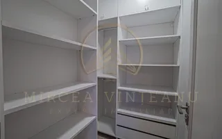 Delfinariu/B-dul. Mamaia - Apartament cu 3 camere într-un bloc finalizat în 2009 - Poză 16