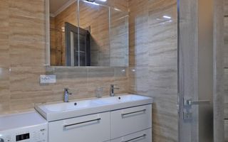 Vanzare 3 camere central, str. Tudor Vladimirescu - Ared, Oradea - Poză 17