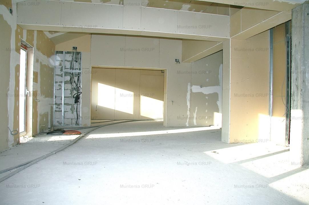 BUFTEA - central, vila D+P+E la pret de apartament - Poză 3