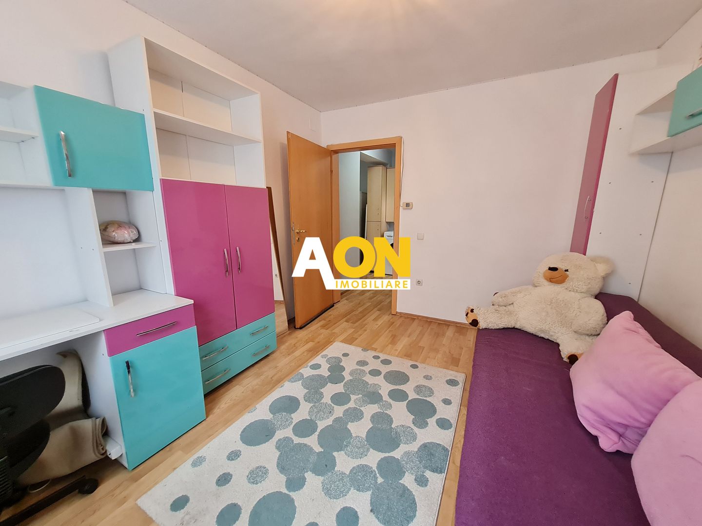 Apartament 3 Camere, Etaj 1, 63 mp, Decomandat, Cetate - Poză 9