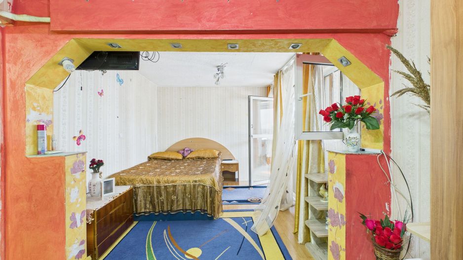 Casă cu 4 camere pe Bd. Laminorului – modernă și întreținută - Poză 19