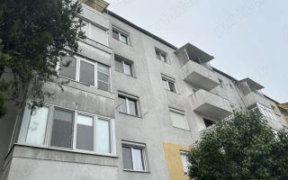BRASADAS vinde ap 2 cam CARAMIDA etaj 4/4 Solidarității. - Poză 2