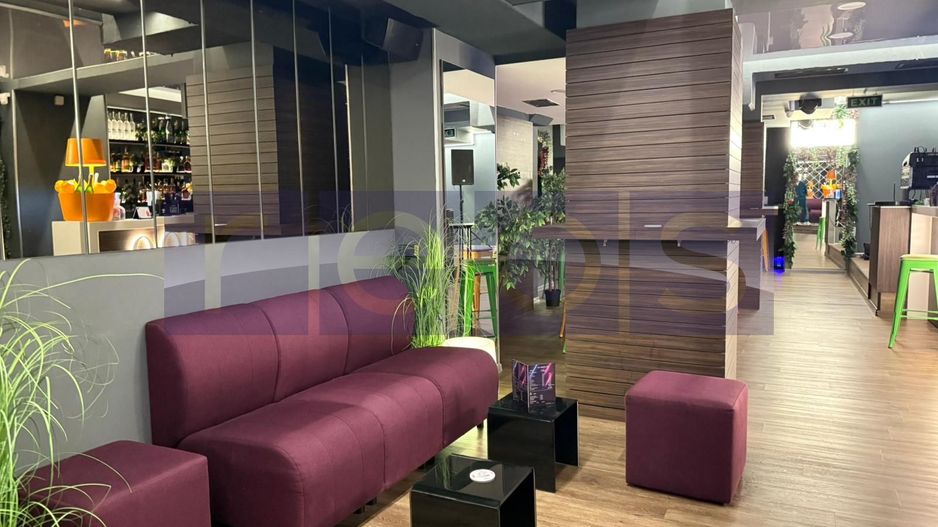 DE VÂNZARE SPAȚIU COMERCIAL | 180 MP | ZONA ULTRACENTRALĂ - Poză 2