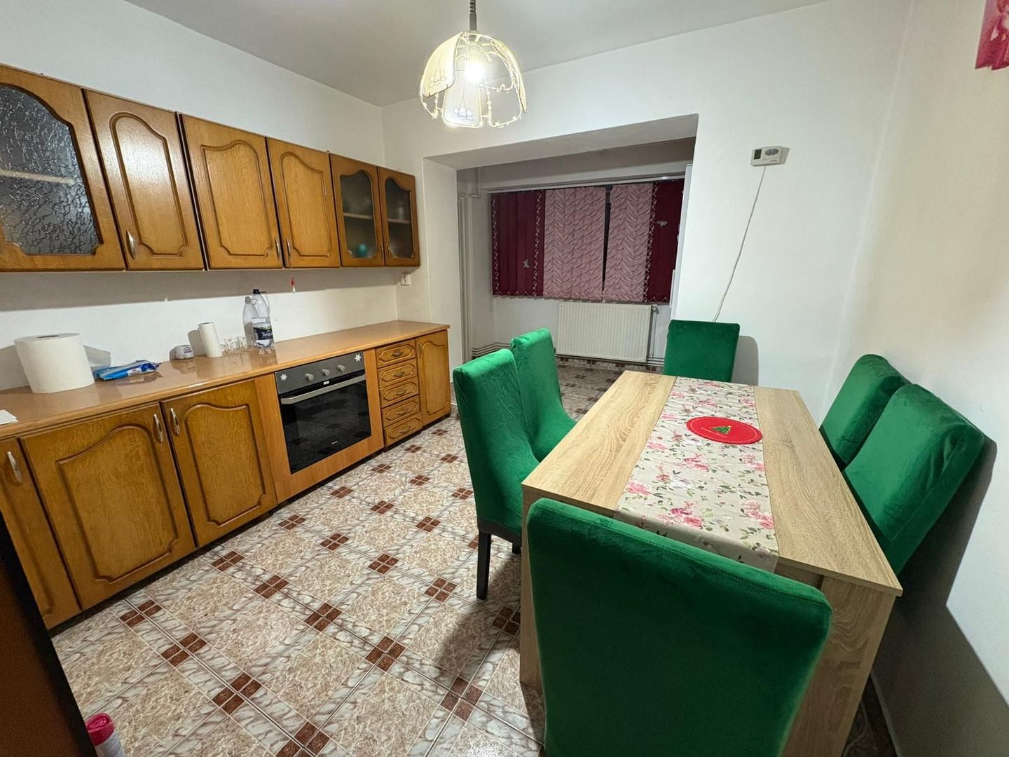 Apartament 3 camere decomandat 74 M² utili zona Lenin Nicolae Iorga - Poză 2