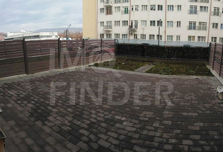 Apartament 2 camere  cu Terasa  si 2 Parcari - Poză 8