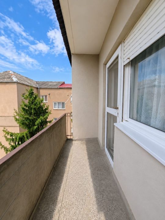 De Vânzare Apt 3 camere Careiului Satu Mare - Poză 12