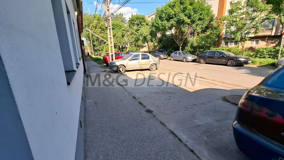SAD cu locuri de parcare in fata casei - Poză 19