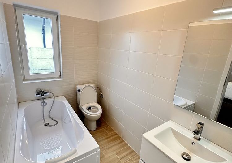 Casa de inchiriat |  4 camere | Tunari - Poză 8