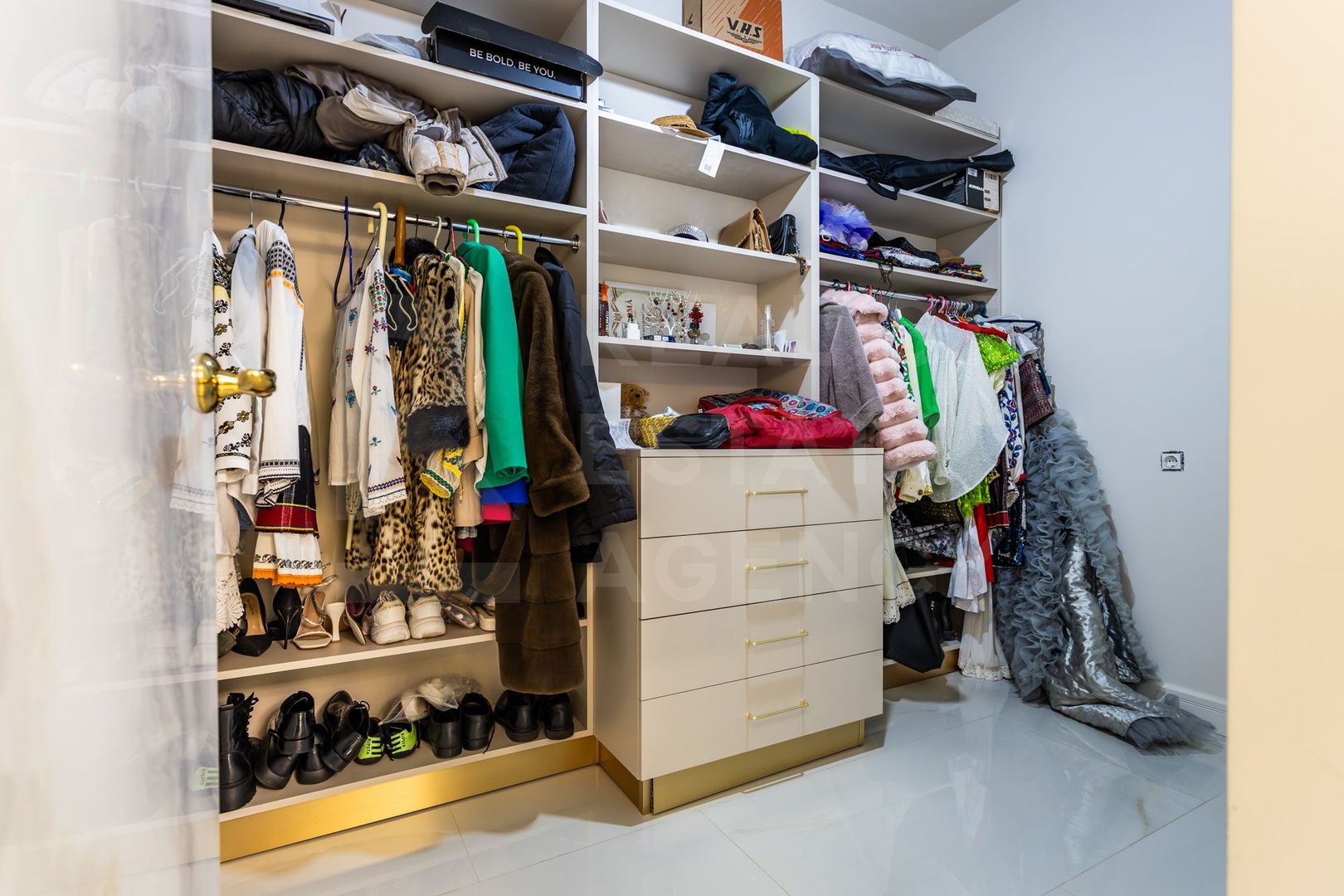 Vânzare, casă, 3 nivele, 300 mp+7,2 ari, str. Chișiniău, Cricova - Poză 59