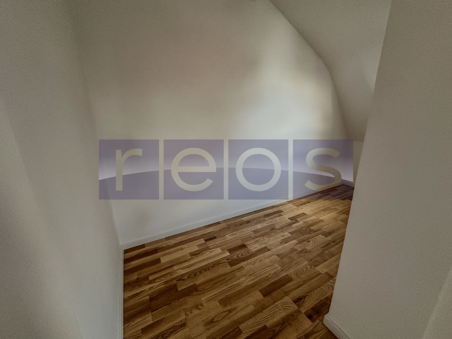 VANZARE | 4 CAMERE IN VILA | DOROBANTI - Poză 10