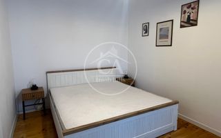 Apartament de închiriat cu 3 camere în zona ultracentrală, Oradea - Poză 2