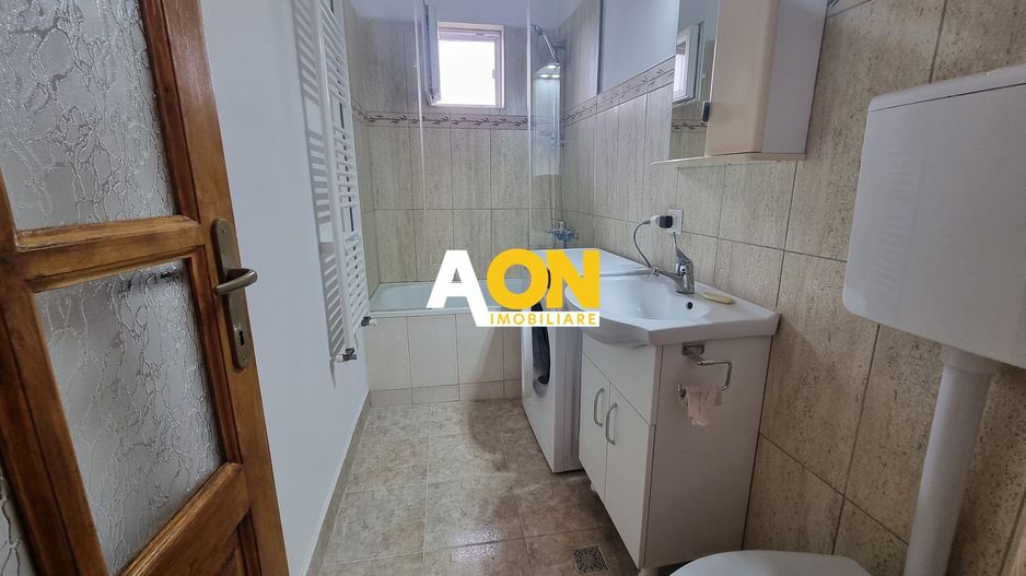 Apartament cu 2 Camere, Decomandat, Zona Cetate - Poză 7