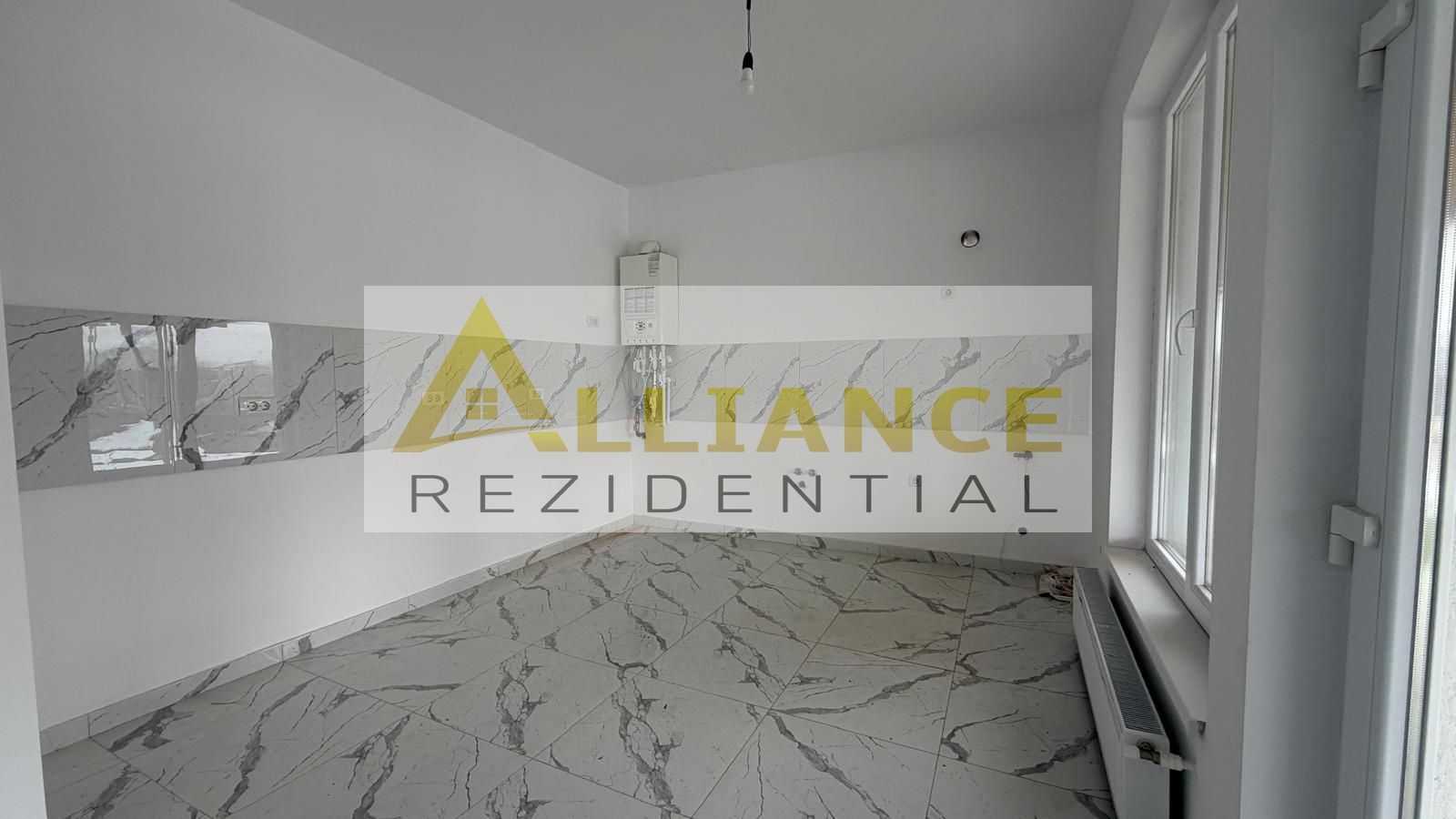 5 camere || strada asfaltata || gata de mutare || - Poză 6