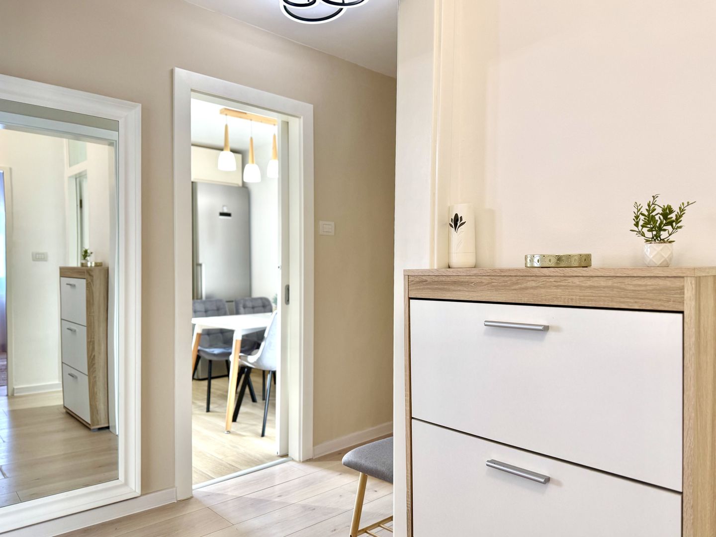 3 camere elegante, si primitoare – în zona Aradului, lângă Iulius Town - Poză 28