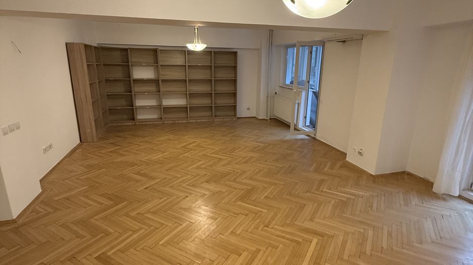 Apartament elegant I Piață Universitatii I 106 MP I 5 minute Metrou - Poză 2