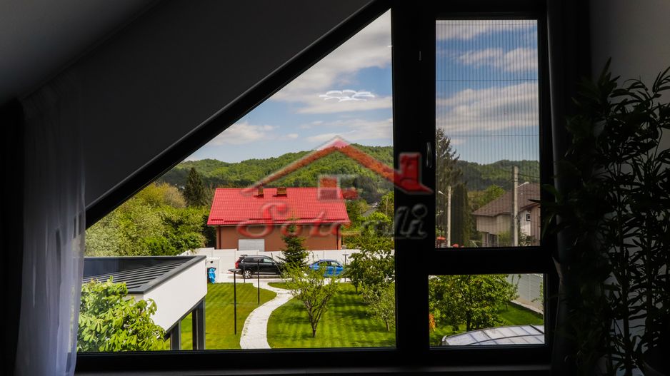 VILĂ MODERNĂ DE LUX CU PISCINĂ, FOTOVOLTAICE ȘI FOIȘOR – BREAZA - Poză 80