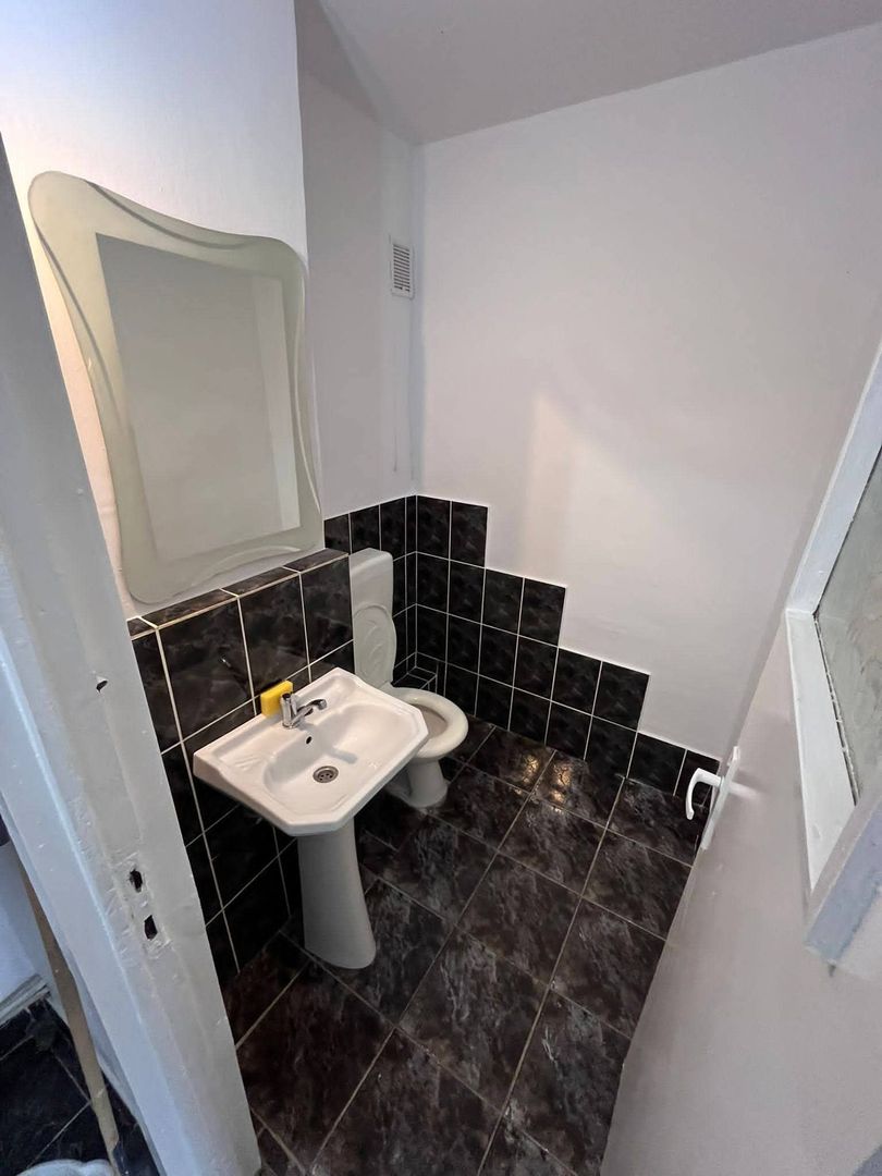 De închiriat apaetament spatios cu 3 camere  Ioșia,  pet friendly - Poză 9