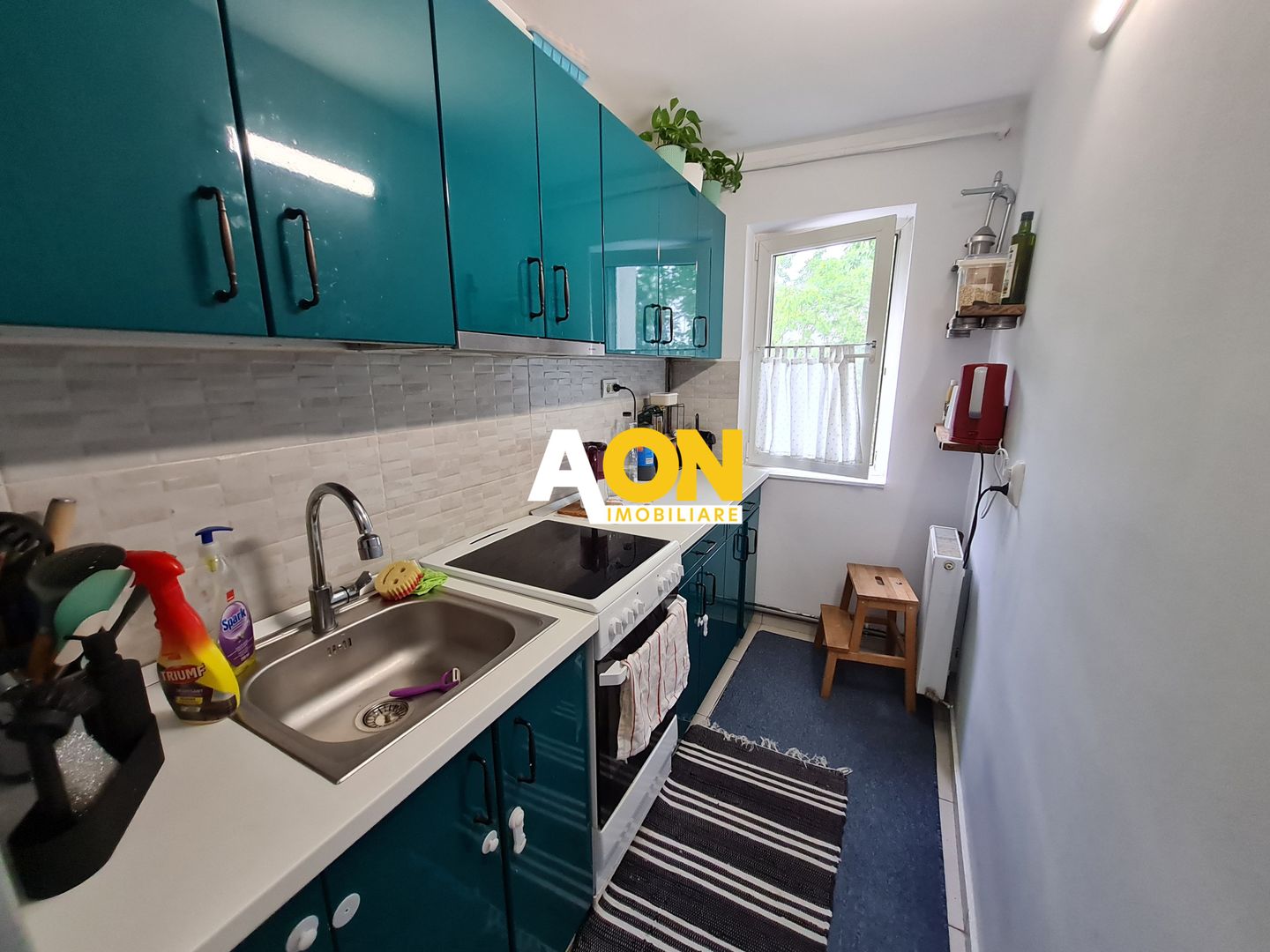 Apartament 3 Camere, 49,5 mp, Etaj 3, Zona Cetate - Poză 4