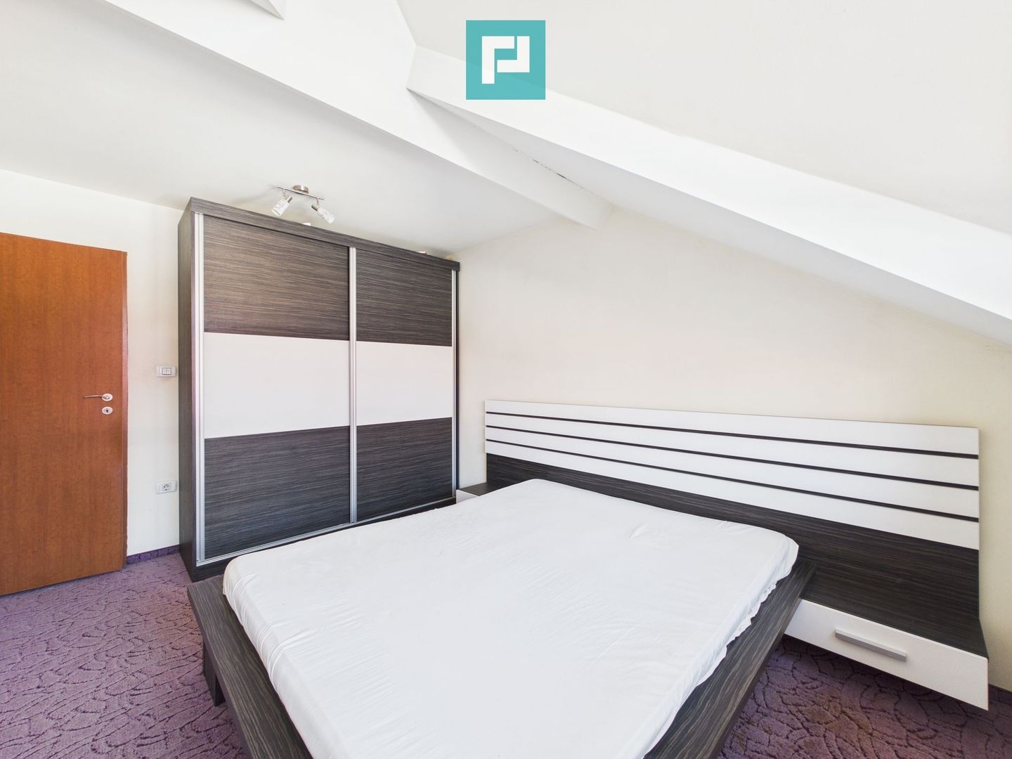 Apartament pe 3 niveluri - ultracentral, Arad - Poză 10