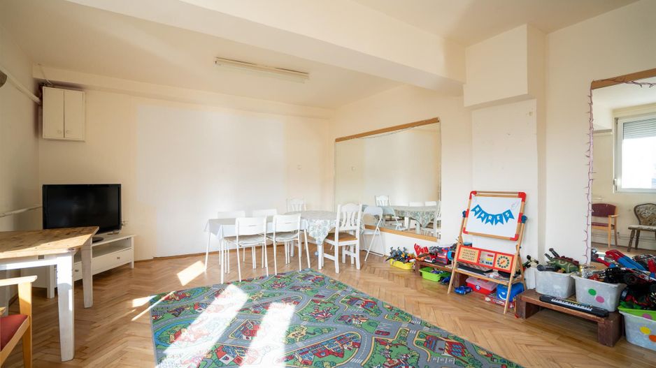 Casa Rogerius cu 8 camere - Poză 9