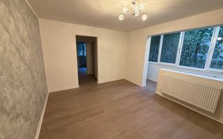 Disponibil imediat. Centrala proprie. Renovat integral - Poză 8