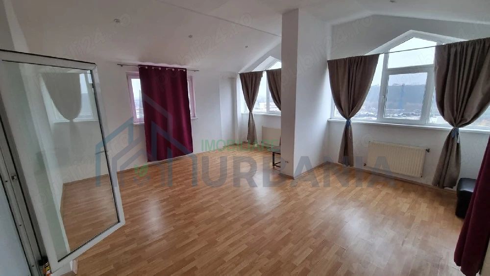 Penthouse cu 4 camere și terasă, Iași, zona Nicolina - Cug - Poză 2