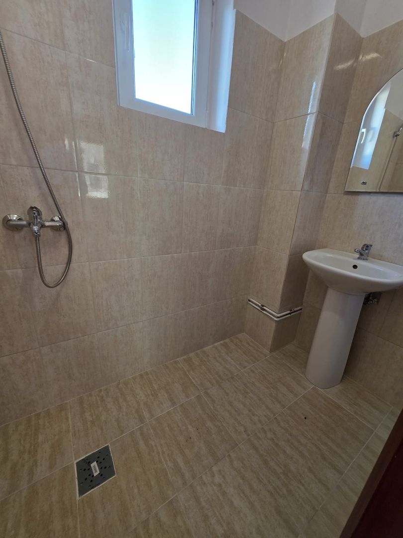 CASA  DE ÎNCHIRIAT 3 CAMERE IDEALA PENTRU SEDIU FIRMA SAU LOCUINTA - Poză 23