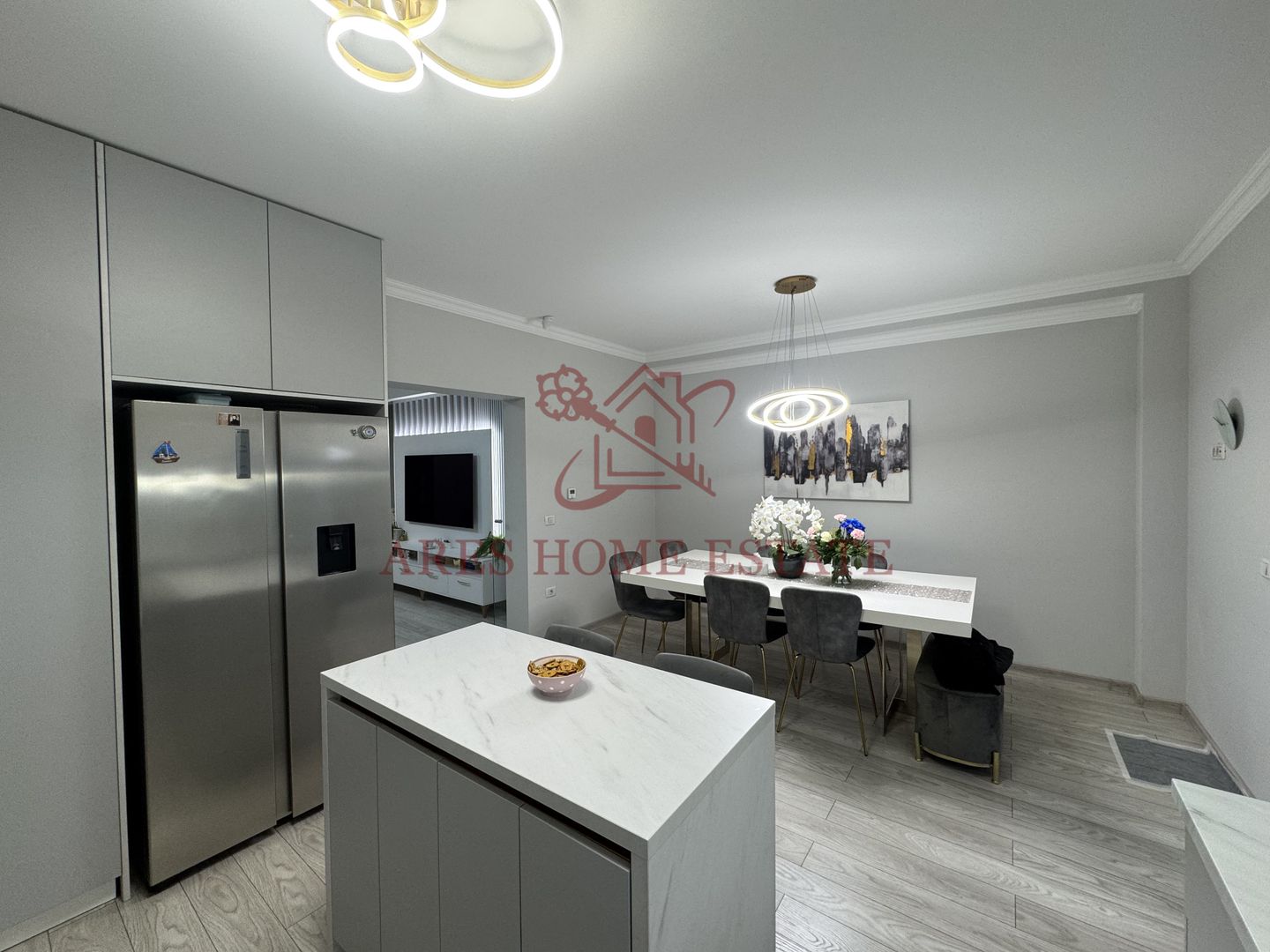 Casa in stil mediteranean, ultrafinisată 5 camere, 3 bai + curte. - Poză 6