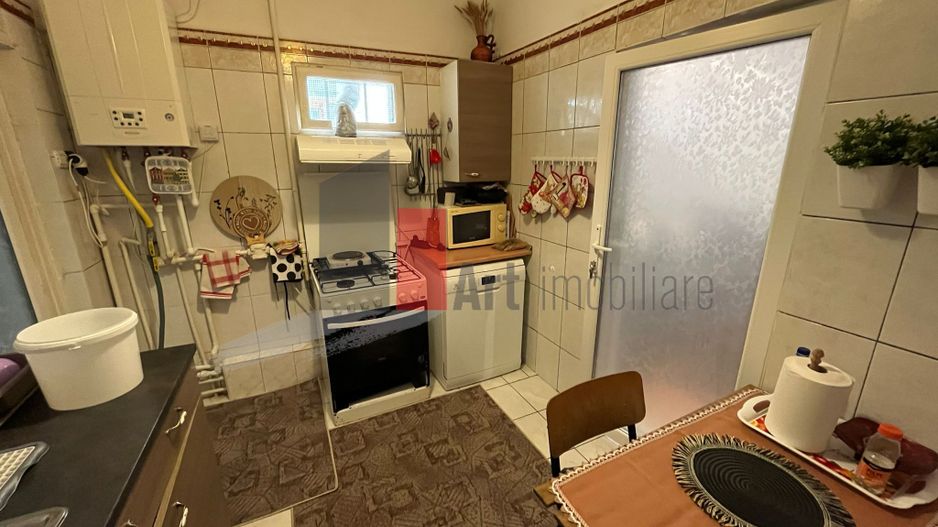 Vila "TRANO" , singur curte, P+1+pod, intimitate - Poză 16