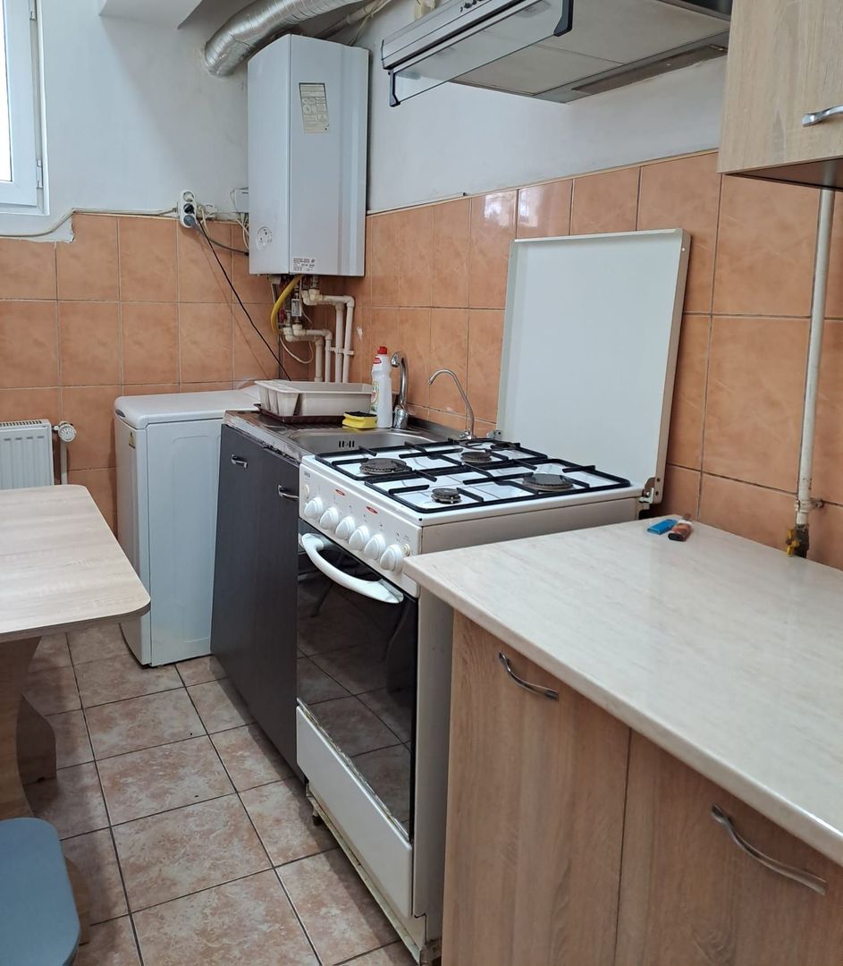De inchiriat  apartament 2 camere Ultracentral, et. 1, 1800 lei - Poză 3