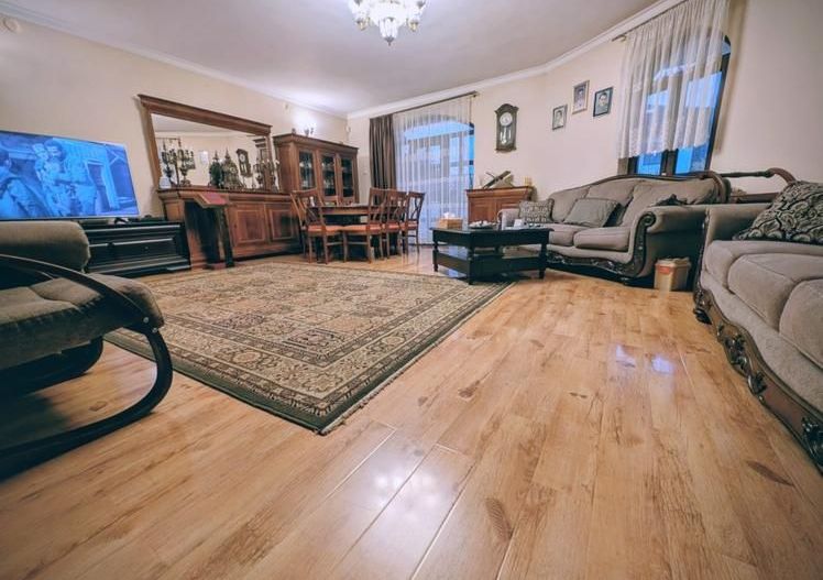 Vila individuala Zona Bazilescu - Poză 1