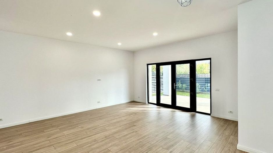 Vilă spațioasă. stil mediteranean, în Corbeanca, finisaje Premium - Poză 6