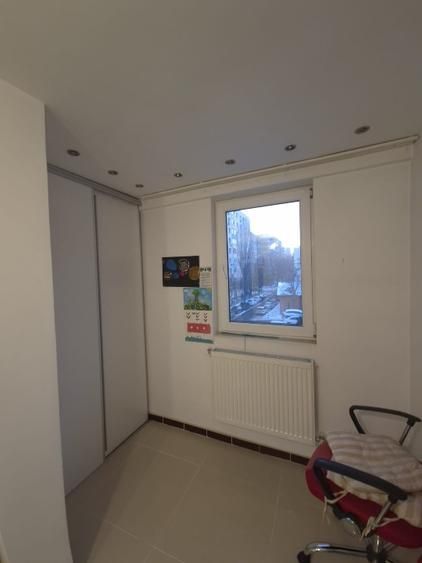 Apartament 3 camere cu parcare – spațios, complet echipat, ideal pentru familie - Poză 10