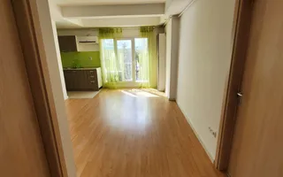 3 CAMERE IN COSMOPOLIS - Poză 14