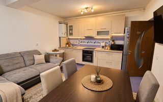 Apartament cu 2 camere, balcon și parcare privată – Turnișor, Sibiu - Poză 3