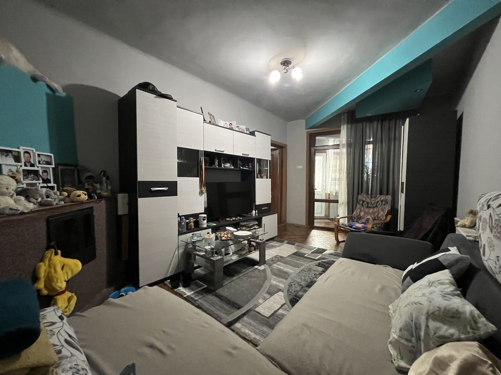 Apartament 4 camere Iosefin la curte comuna - Poză 1