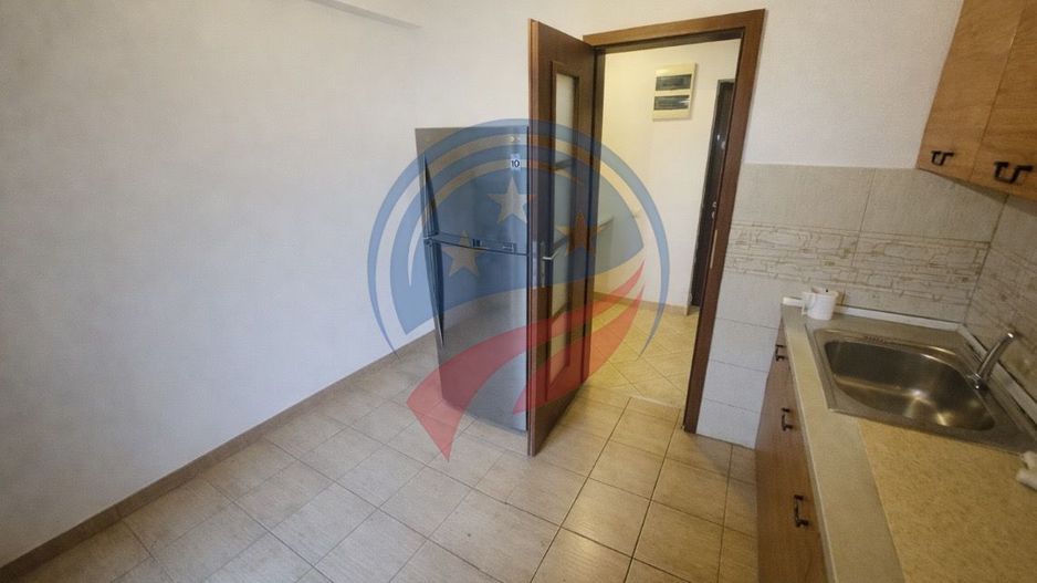 Apartament spațios cu 3 camere, etaj 1, zonă centrală – ideal pentru familie - Poză 9