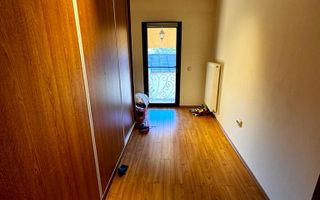 Vanzare casa ideal 2 familii padurea Romanesti - Poză 32