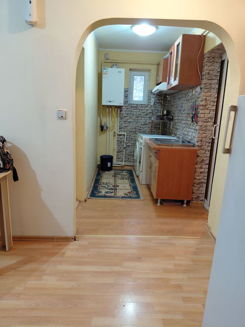 Apartament  2 camere, Micro 19,et 1,mobilat si utilat - Poză 9