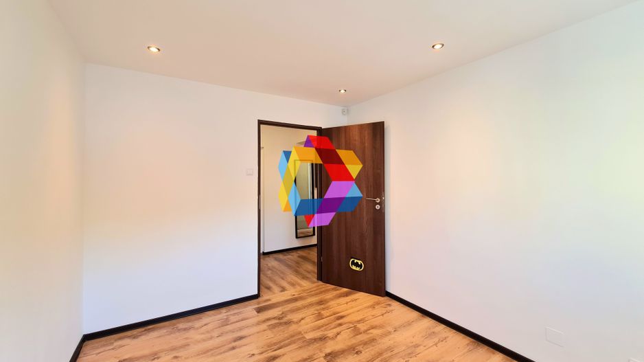 Apartament 3 camere de vânzare Brasov, zona Racadau , 76 mp. - Poză 8