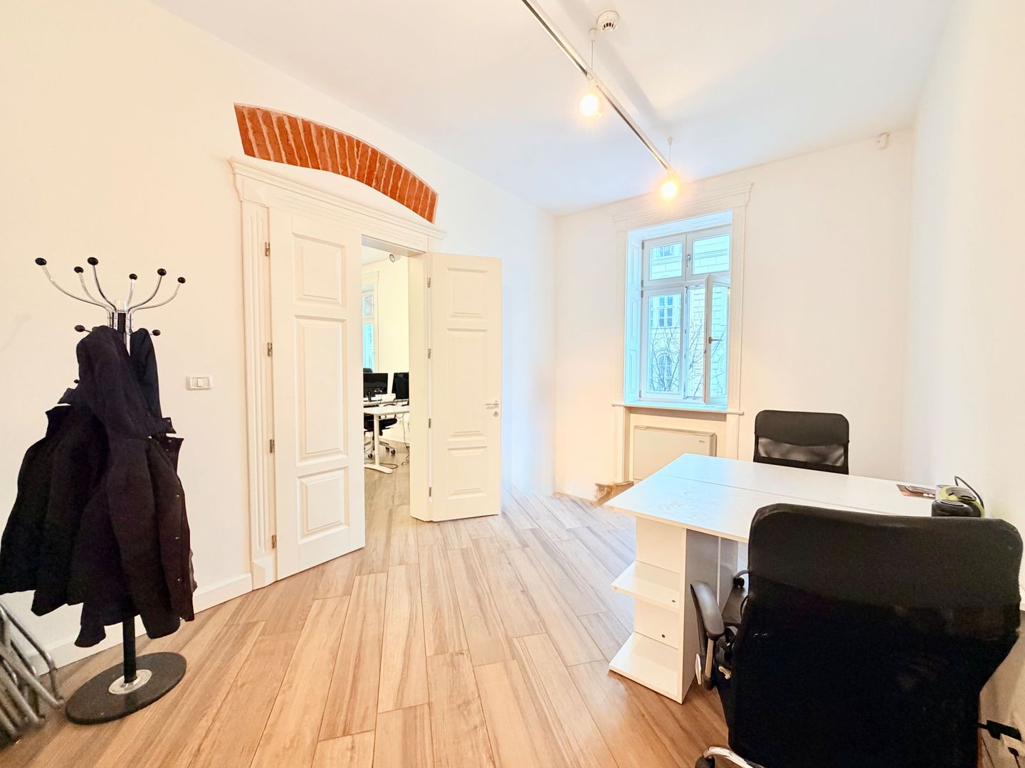 Spațiu Birou - Imobil istoric complet renovat - Poză 13