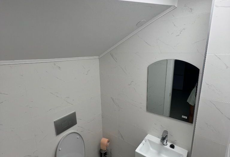 Proprietar inchiriez Cosmopolis Vila N semi-mobilat - Poză 10