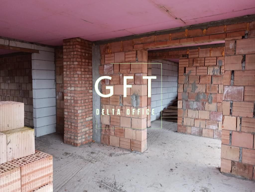 Casa la rosu 212 mp-terasa 25 mp-balcon 11 mp-teren 1034 mp-Teaca - Poză 2