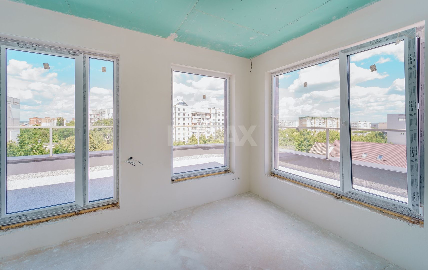 Penthouse 92,2 m² în Buiucani | Terase generoase | Lift direct - Poză 10