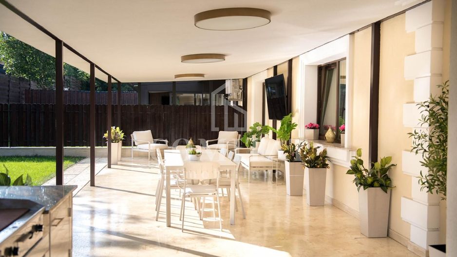 Casă de lux cu piscină la prima închiriere cartier Borhanci - Poză 8