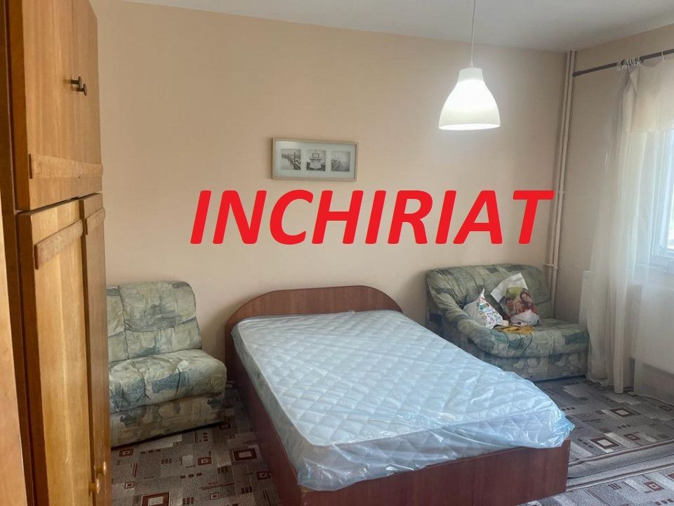 AZURA Imobiliare Pitesti - De Inchiriat Garsoniera Ultracentral - Poză 1