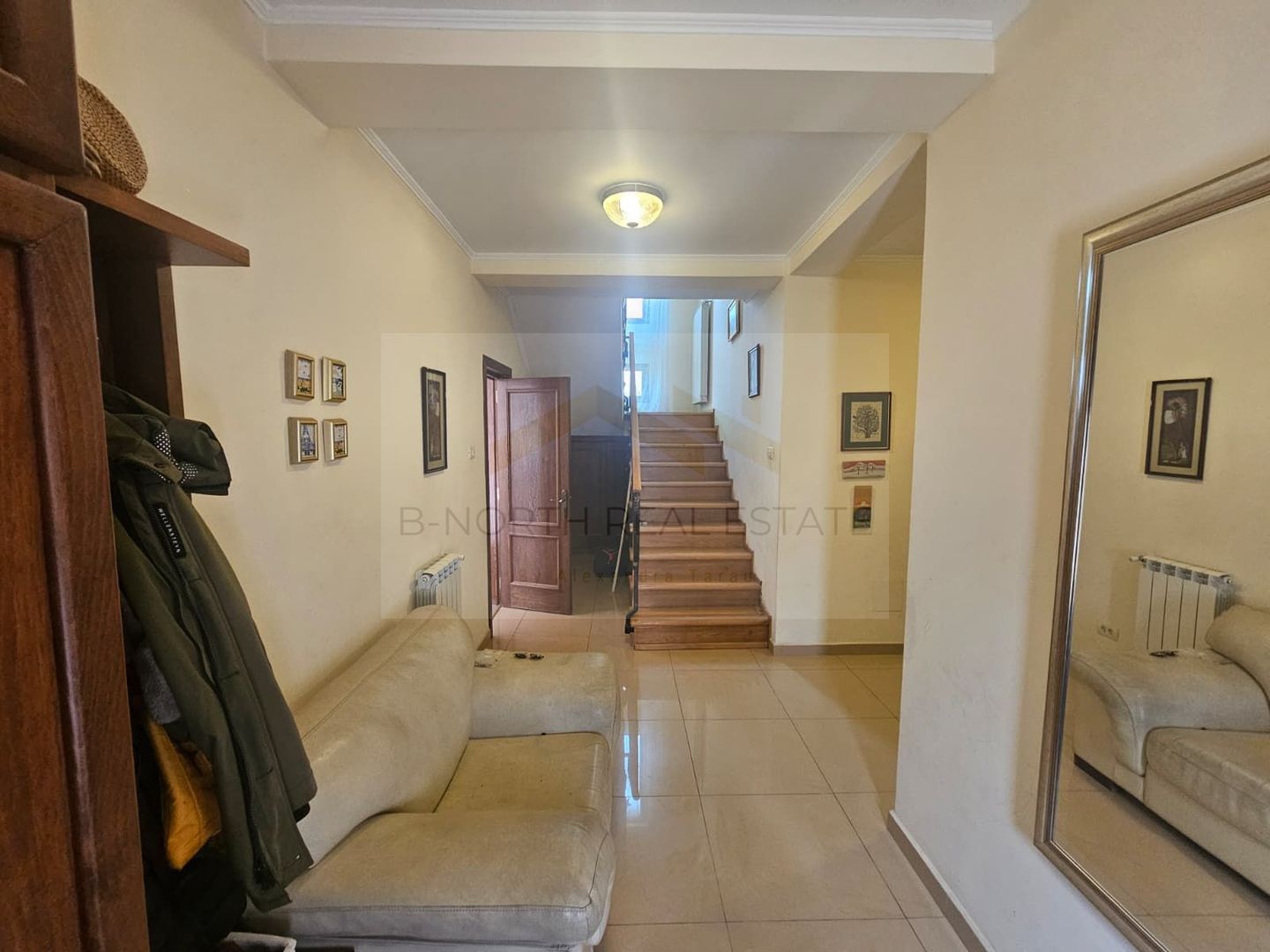 Casă / Vilă de închiriat | Comuna Berceni | 350 mp utili | Curte 400 mp - Poză 13