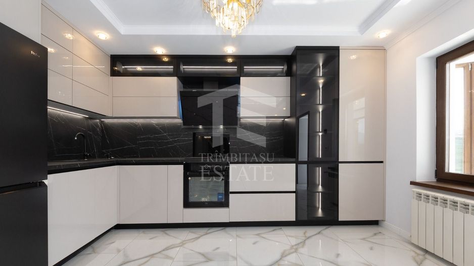 Sacele-Casa 6 dormitoare + 4 bai teren 979 mp. - Poză 4